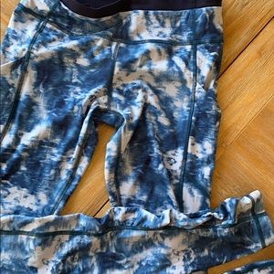 EUC Lululemon Tie Dye Style Leggings, Size 6